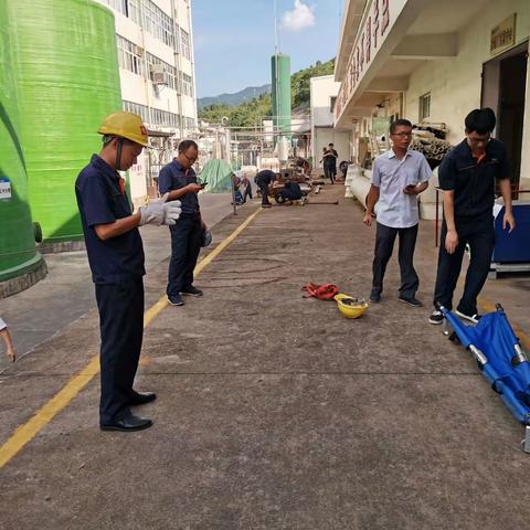 冶炼厂开展有限空间应急演练