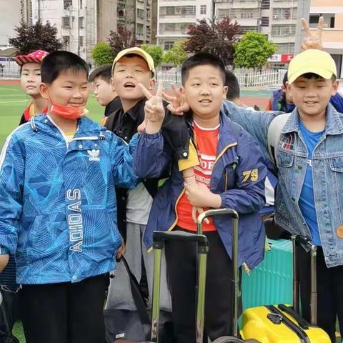 精彩实践，快乐体验——实验小学莲花校区五(7)班走进英山县中小学生综合实践基地研学活动纪实