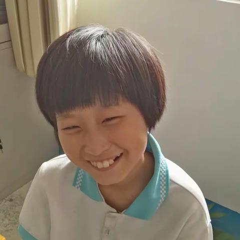 孩子们可爱的笑容！