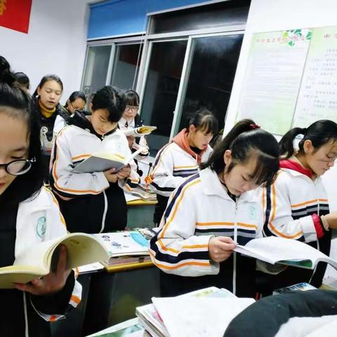 专注的青春最靓丽，奋斗的九七最瞩目