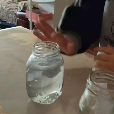 线上教学，陪伴成长——月亮六班线上科学活动《调皮的小纸团》