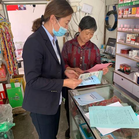 吉木乃信用社开展——关爱老年人守住钱袋子