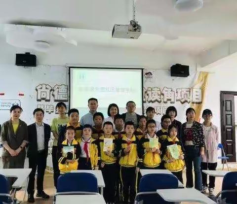 党建引领鉴初心 医心向党迎百年----武汉市疾控中心环食党支部和慢病党支部进社区开展健康知识宣讲