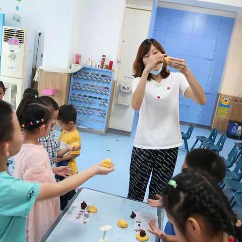 辽宁省实验学校附属幼儿园中秋佳节好 月饼香甜甜