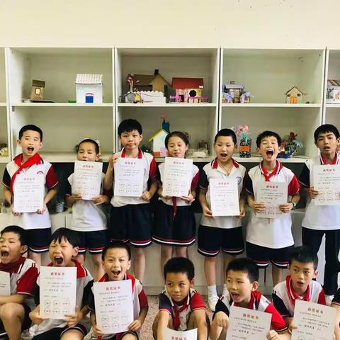 子敬乐高机器人班结课啦