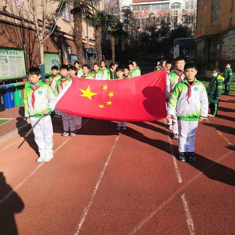 欢庆元旦，喜迎新年——开封市晋安小学主题升旗仪式