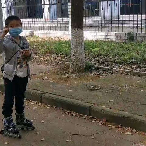 图说下沉干部的战“疫”（04-25）