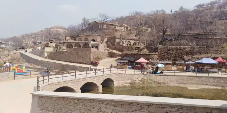 走进平凡的世界——双水村