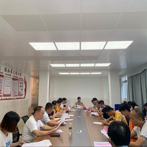 长流镇2021年防贫综合保险工作部署会