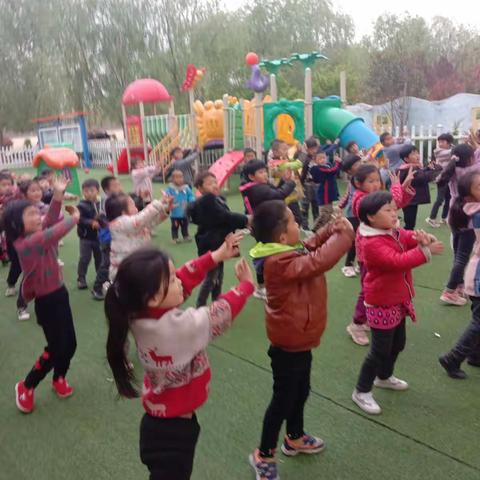 郭庙小学幼儿园一日活动美好的记录。一年之计在于春，一日之计在于晨，孩子们让我们活动起吧！！