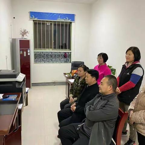 周至县农业机械化学校组织观看专题片《榜样5》