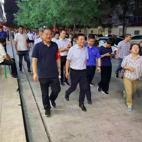 碑林区副区长张武一行深入北沙社区督导检查城市精细化管理工作开展情况