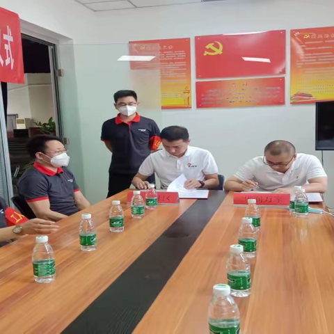 党建共建——联创红色驿站，开启便民服务