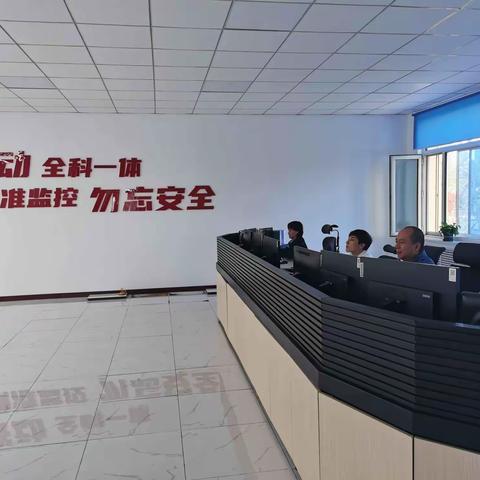 赓续英烈精神 汲取奋进力量，——哈公司开展“致敬英烈”主题团日活动