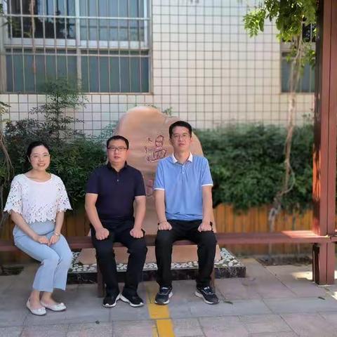 踔厉奋发   行稳致远---周德刚教育导师工作室