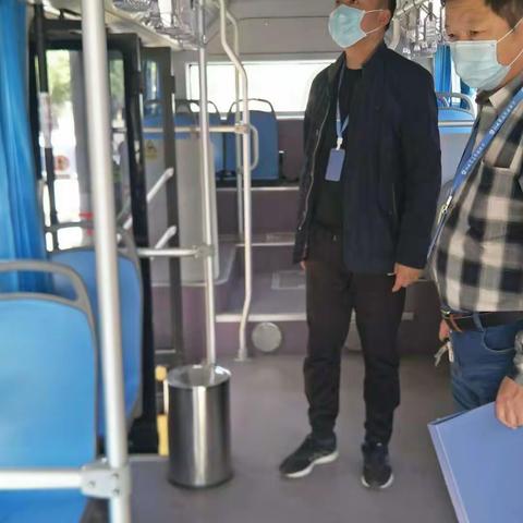 深入市场开展营运生产检查、积极提升公交标准化服务品牌！