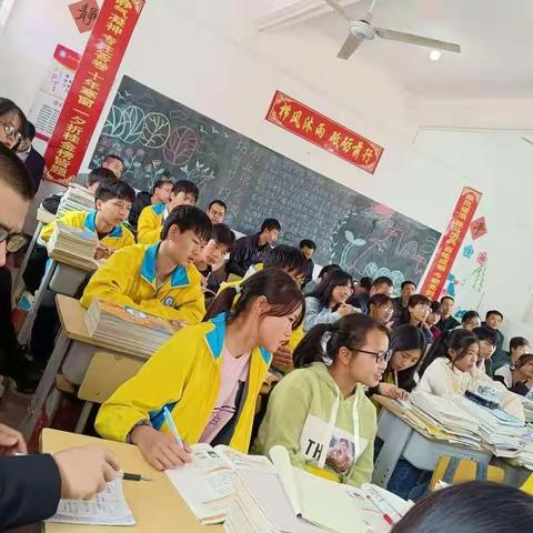 同课异构，擦出智慧的火花——记于都物理片区教研沙心中小学之旅