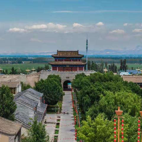 锡伯古城少数民族风情掠影