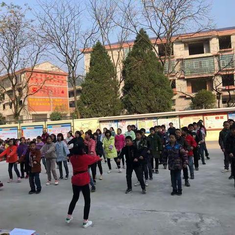 强体魄，强精神，强礼仪——文田镇中心小学举行武术健身操比赛