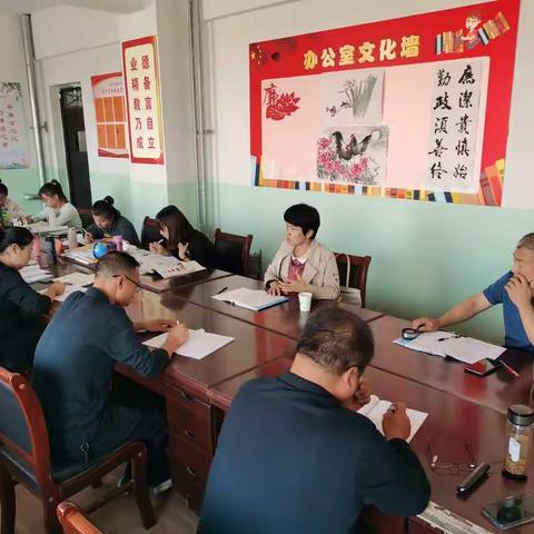 指导促前行  润物细无声——县教研室深入香乐示范小学敦促指导青年教师听评课