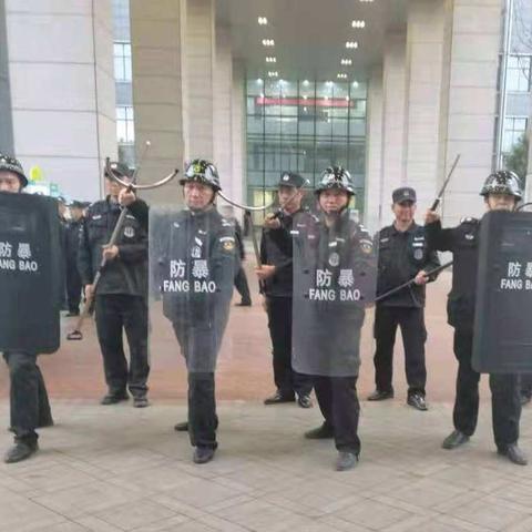 防暴防突常在心 防患未然保安全||华信服务集团长沙分公司开展“防暴防突演练”