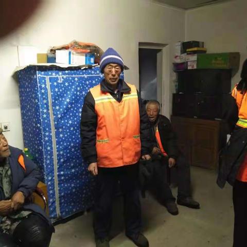 抚顺县交通运输事业发展服务中心石文公路养护站“不忘初心、牢记使命”圆满完成本次除雪防滑工作