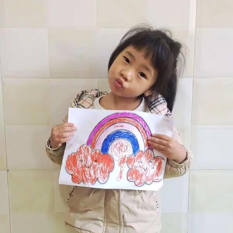 小小艺术家，创意无限👍👍🌈今天与您邀约一同走进孩子们的绘画世界👍👍👍👏