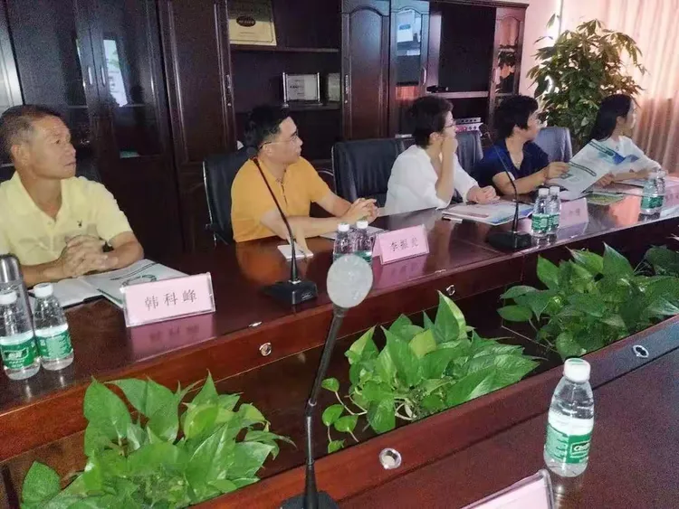 7月7日下午，揭阳市揭西县农业局副局长李振光、政策法规股、农检站及相关科室负责人，参加《创建国家农产