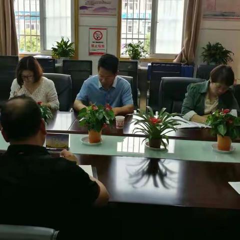 专家调研进课堂 翻转常态创新篇