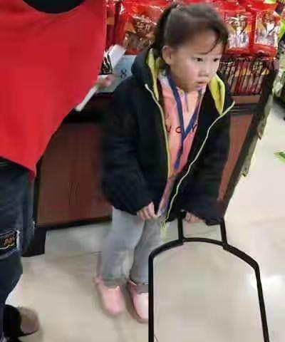 一年级2班牛悦涵《年味儿》