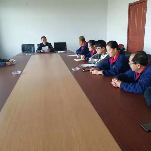 县2018年10月24日下午，青春玻璃公司召开警示教育民主生活会。