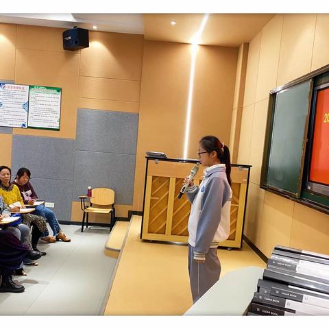 “展现美丽自我，打造音乐梦想”                       ——漳州高新区第一中学元旦校园十佳歌手赛