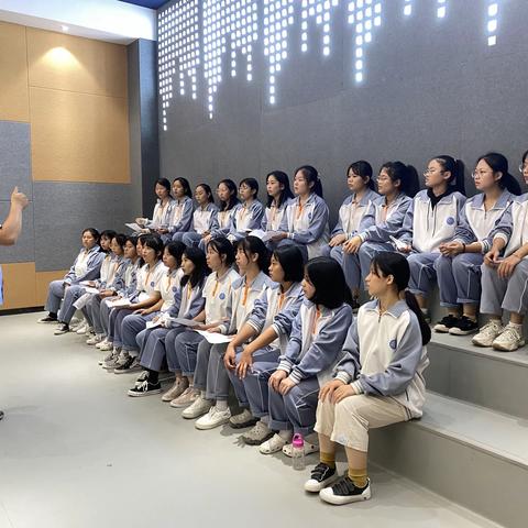 小姐姐们喊你：龙海五中合唱团成立了！