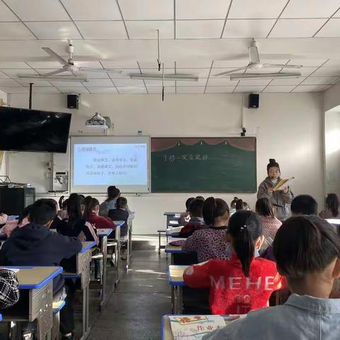 赛课促成长，课堂展风采一一西万中心小学青年教师赛课活动