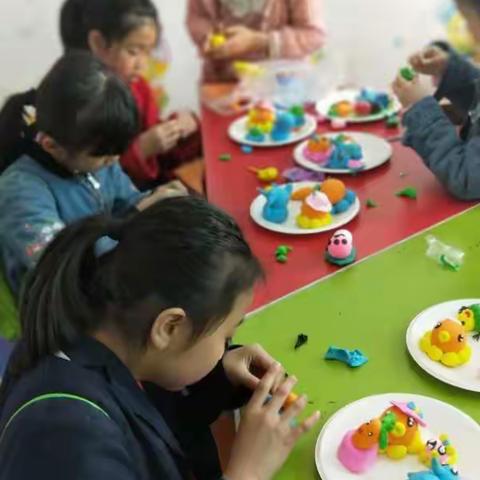 ［ 卓艺少儿美术培训中心 ］ 创意彩泥