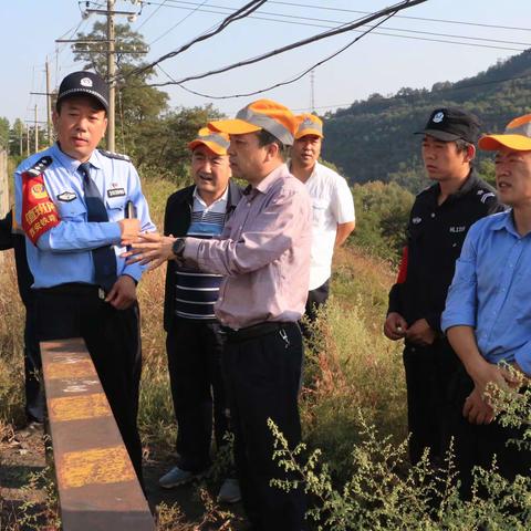 市委政法委副书记、市护路办主任郭喜平检查督导铁路护路安保工作