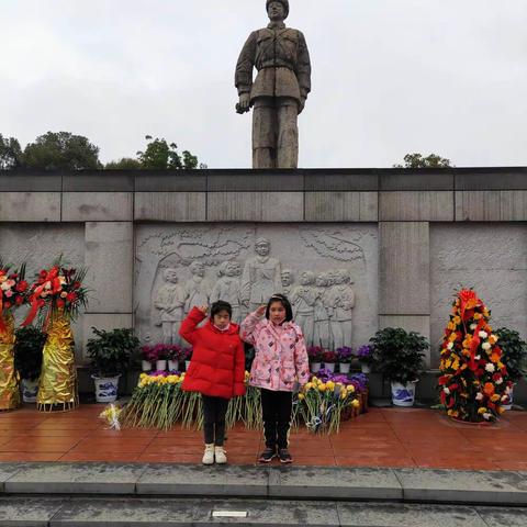 寻雷锋足迹，承红色精神——参观雷锋纪念馆有感