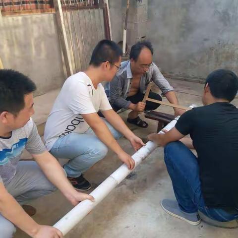 周至县水土保持工作站7月13日扶贫工作纪实