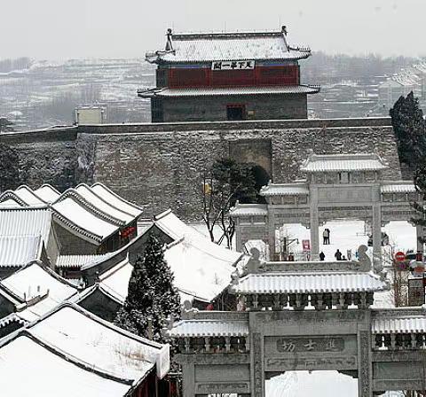和家扫雪 情暖业主