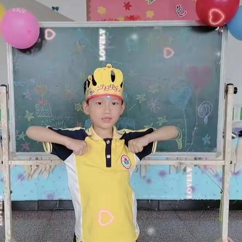 ㊗️🎈可爱又帅气的浩铭哥生日快乐🎂，茁壮成长🌺，永远开心🎈