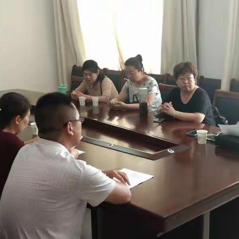 邯郸教体局资助中心来我县检查教育扶贫情况