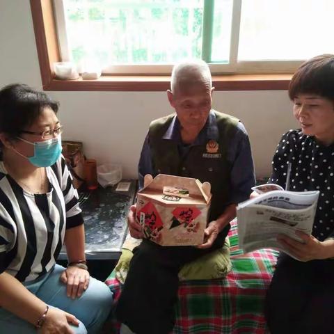 党的生日送温暖   浓浓关爱显真情