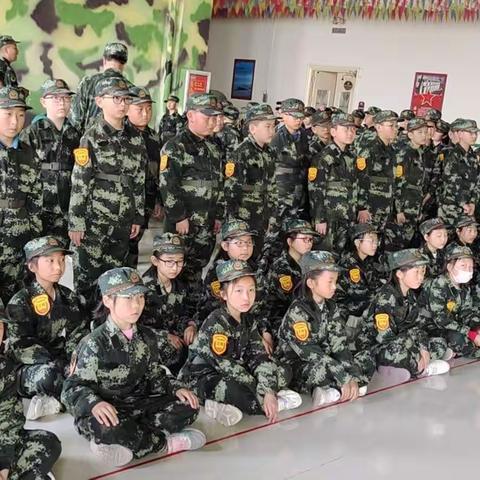 读万卷书  不如行万里路          四年级三班实践活动小结