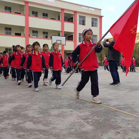 正是寒冬时，这里“趣”最浓