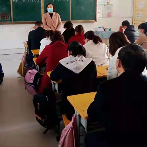 全体教师齐动手 打扫卫生彻底消杀迎复学——许营镇第一中心小学全体教师复学前美化学校环境