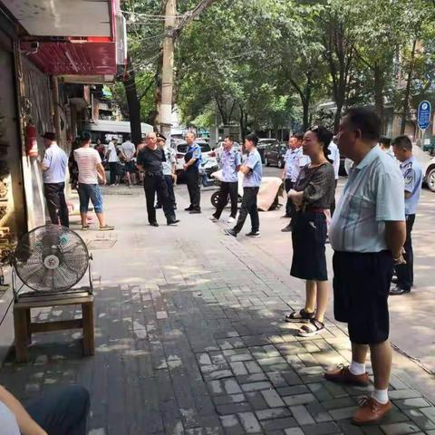民意街多部门联合开展夏季安全工作大巡查
