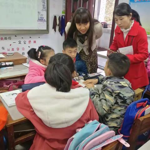 阳光之约   家校携手  共同前行——记红钢城小学四年级家长开放日活动