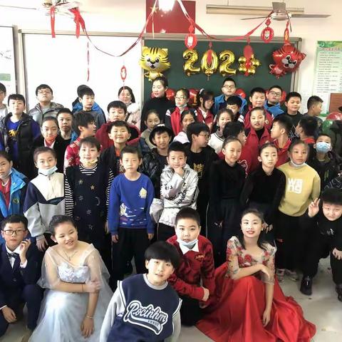 冀英二小五一班元旦联欢会