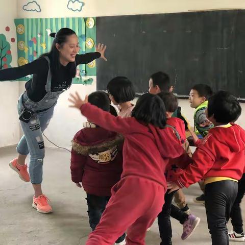 【阳光正暖，我们在路上】 建宁县学前教育曹虹琳名师工作室开展送教下乡活动
