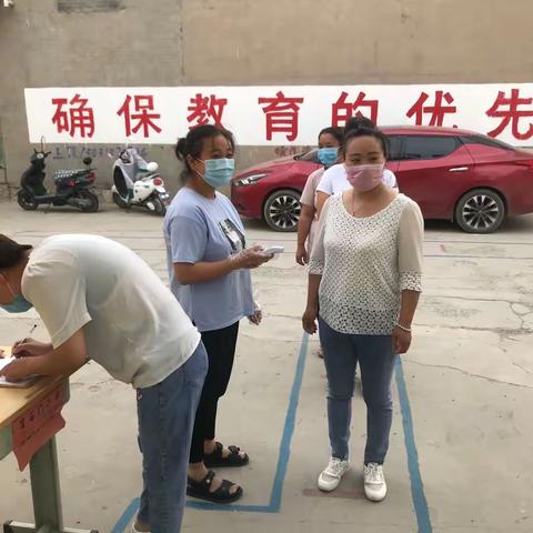 复学复课新举措：迎复学防溺水六年级家长会   //刘震宁